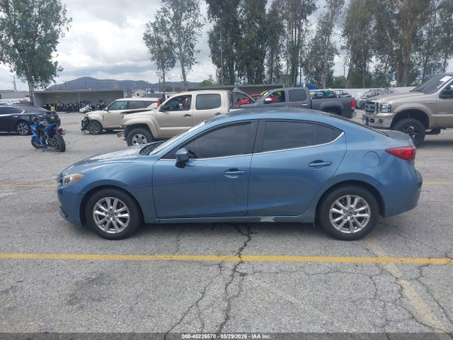 JM1BM1U78G1332332 Mazda Mazda3 I Sport