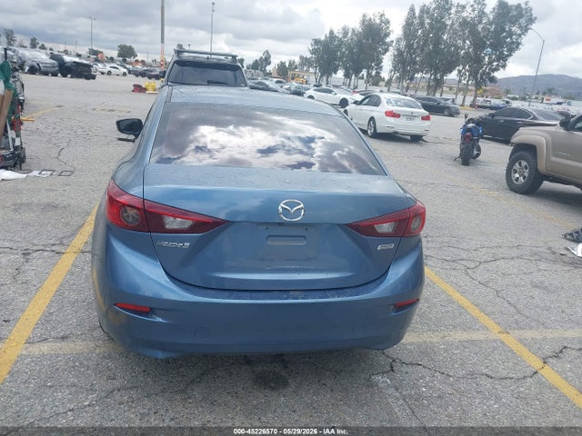 JM1BM1U78G1332332 Mazda Mazda3 I Sport