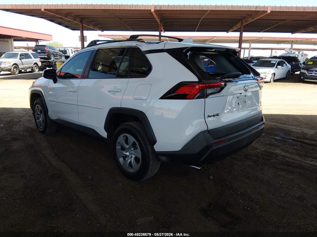 Toyota RAV4 LE 2021 2T3G1RFV1MC189019 Image 3