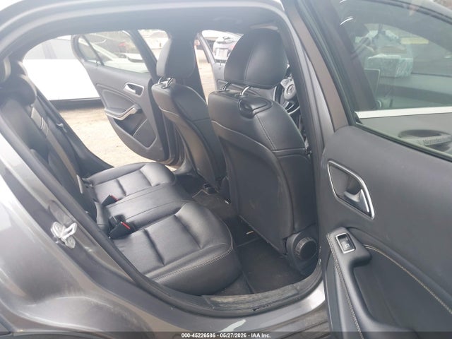 45226586 :رقم المزاد ، WDCTG4EB0GJ270922 vin ، 2016 Mercedes-benz Gla 250 مزاد بيع