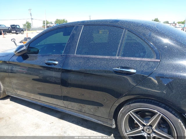 55SWF4JB7JU264799 Mercedes-Benz C 300