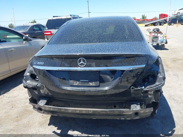 55SWF4JB7JU264799 Mercedes-Benz C 300