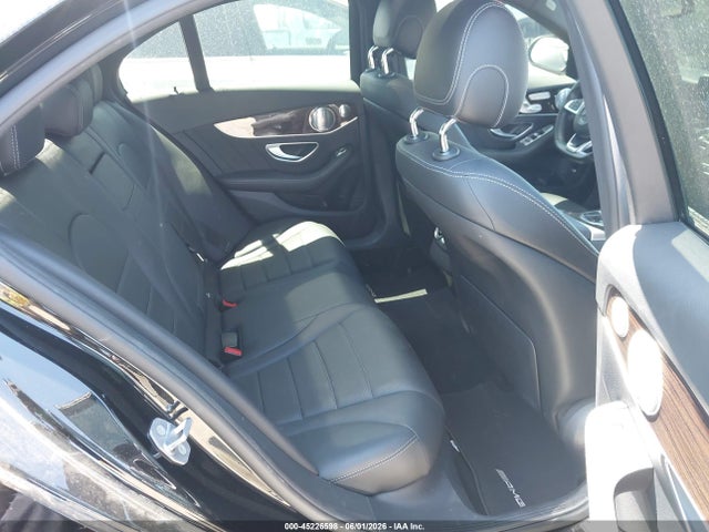 55SWF4JB7JU264799 Mercedes-Benz C 300