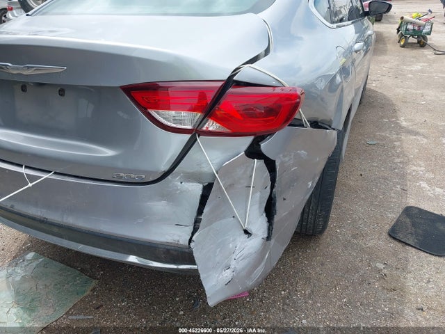 Продажа на аукционе авто 2015 Chrysler 200 Limited, vin: 1C3CCCAB9FN658888, номер лота: 45226600