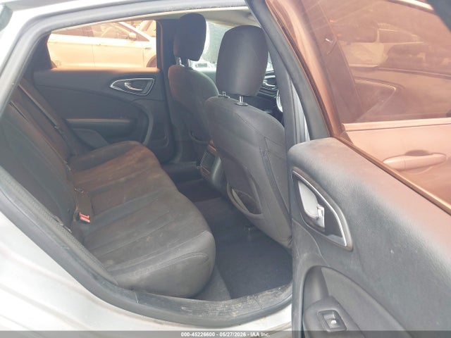 Продажа на аукционе авто 2015 Chrysler 200 Limited, vin: 1C3CCCAB9FN658888, номер лота: 45226600