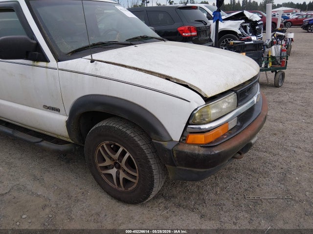 45226614 :رقم المزاد ، 1GCDT13X13K112693 vin ، 2003 Chevrolet S-10 Ls مزاد بيع