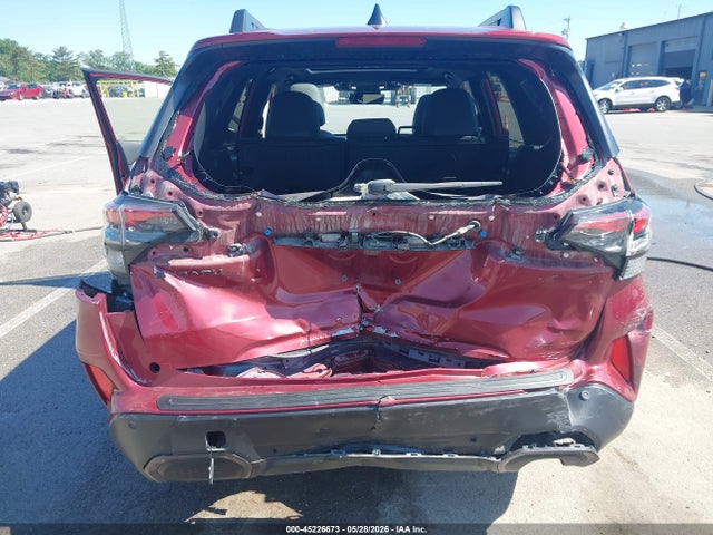 Subaru Forester Limited 2025 JF2SLDRC5SH460586 Image 6