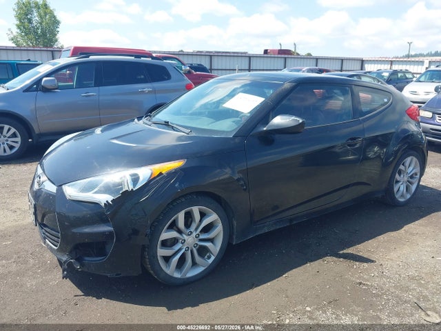 45226692 :رقم المزاد ، KMHTC6AD6DU141996 vin ، 2013 Hyundai Veloster مزاد بيع