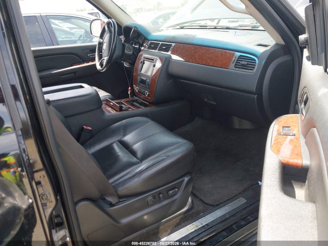 Продаж на аукціоні авто 2008 Chevrolet Tahoe Ltz, vin: 1GNFK13068J174285, номер лоту: 45226702