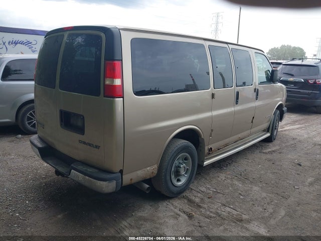 45226704 :رقم المزاد ، 1GAHG35UX51267670 vin ، 2005 Chevrolet Express مزاد بيع