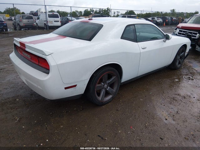 2014 Dodge Challenger Rallye Redline მანქანა იყიდება აუქციონზე, vin: 2C3CDYAG5EH101084, აუქციონის ნომერი: 45226736