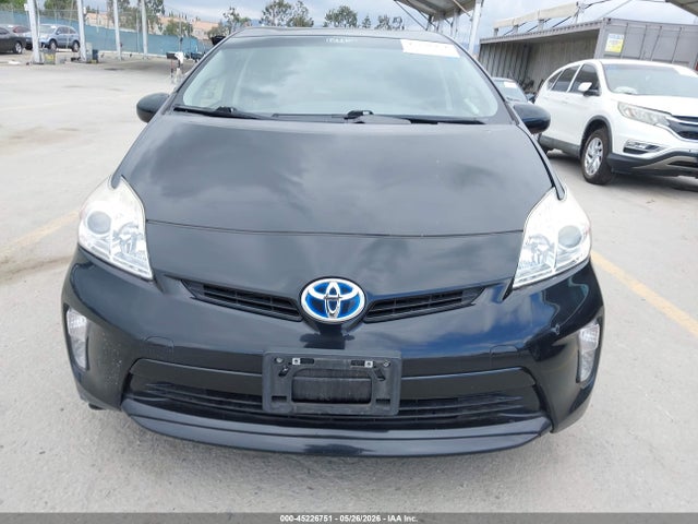 Продажа на аукционе авто 2015 Toyota Prius Two, vin: JTDKN3DU7F1922230, номер лота: 45226751