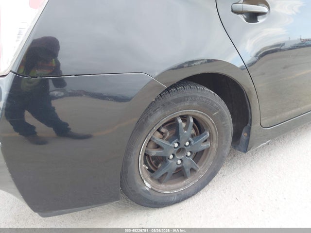Продажа на аукционе авто 2015 Toyota Prius Two, vin: JTDKN3DU7F1922230, номер лота: 45226751