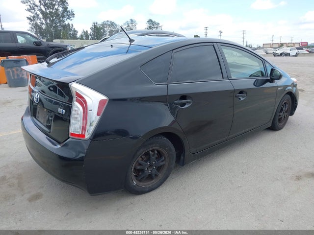 Продажа на аукционе авто 2015 Toyota Prius Two, vin: JTDKN3DU7F1922230, номер лота: 45226751