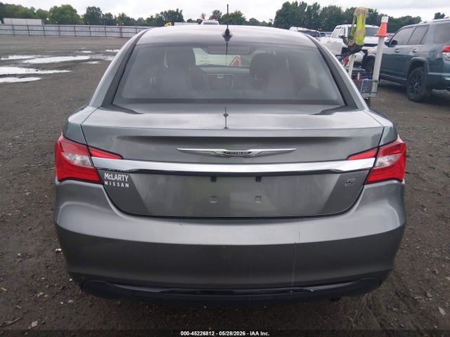 2013 Chrysler 200 Touring მანქანა იყიდება აუქციონზე, vin: 1C3CCBBB2DN584719, აუქციონის ნომერი: 45226812