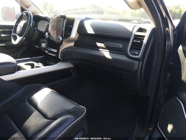 45226815 :رقم المزاد ، 1C6SRFRT2KN520034 vin ، 2019 Ram 1500 Laramie  4x4 6'4 Box مزاد بيع