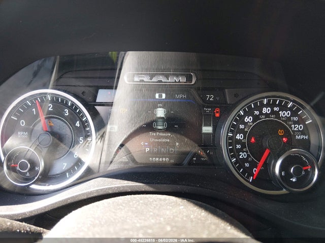 45226815 :رقم المزاد ، 1C6SRFRT2KN520034 vin ، 2019 Ram 1500 Laramie  4x4 6'4 Box مزاد بيع