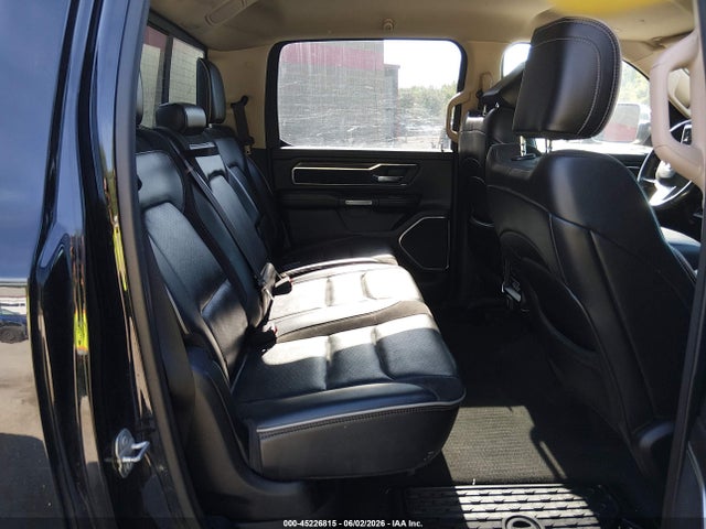 45226815 :رقم المزاد ، 1C6SRFRT2KN520034 vin ، 2019 Ram 1500 Laramie  4x4 6'4 Box مزاد بيع