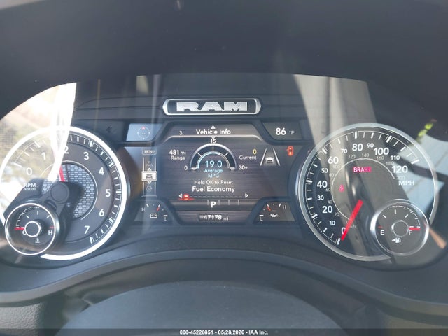 2025 Ram 1500 Big Horn  4x4 5'7 Box მანქანა იყიდება აუქციონზე, vin: 1C6SRFFPXSN562524, აუქციონის ნომერი: 45226851