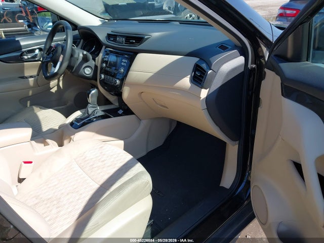 Продажа на аукционе авто 2017 Nissan Rogue S, vin: 5N1AT2MT0HC822041, номер лота: 45226884