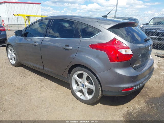 2013 Ford Focus Titanium მანქანა იყიდება აუქციონზე, vin: 1FADP3N27DL119926, აუქციონის ნომერი: 45226898