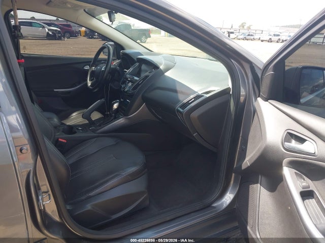 2013 Ford Focus Titanium მანქანა იყიდება აუქციონზე, vin: 1FADP3N27DL119926, აუქციონის ნომერი: 45226898