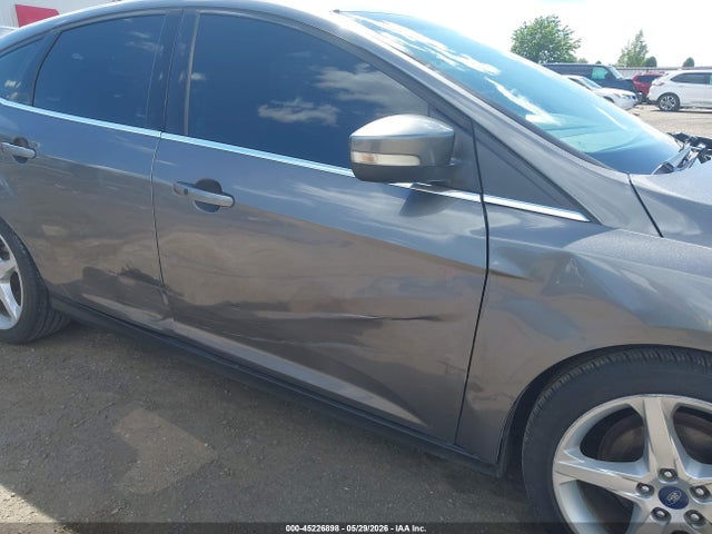 2013 Ford Focus Titanium მანქანა იყიდება აუქციონზე, vin: 1FADP3N27DL119926, აუქციონის ნომერი: 45226898