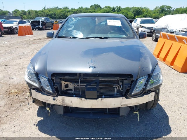 2010 Mercedes-benz E 550 მანქანა იყიდება აუქციონზე, vin: WDDHF7CB8AA027049, აუქციონის ნომერი: 45226904