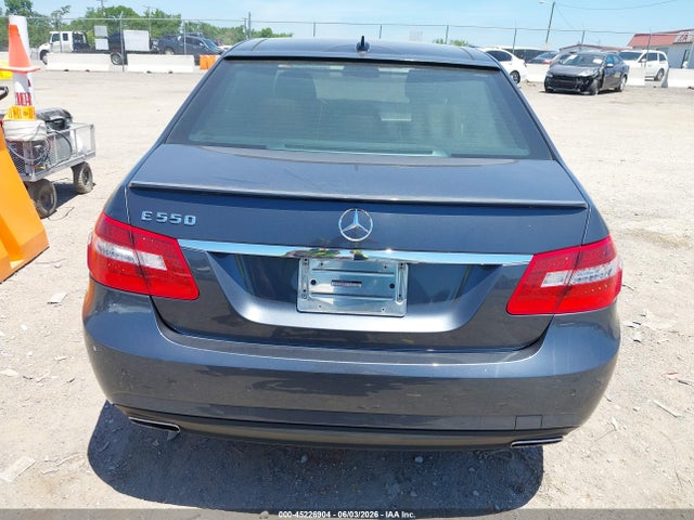 2010 Mercedes-benz E 550 მანქანა იყიდება აუქციონზე, vin: WDDHF7CB8AA027049, აუქციონის ნომერი: 45226904