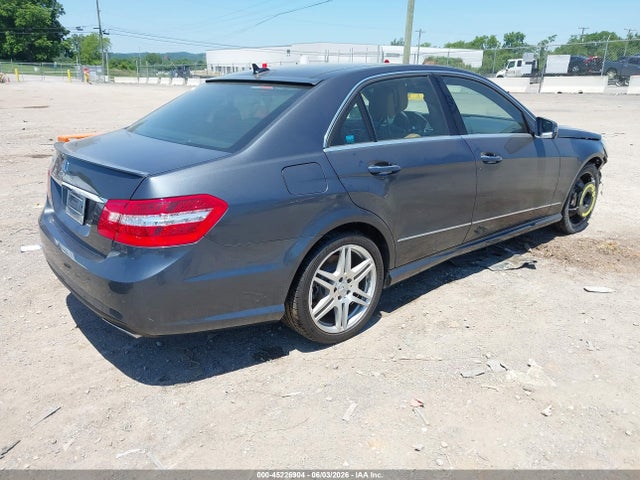 2010 Mercedes-benz E 550 მანქანა იყიდება აუქციონზე, vin: WDDHF7CB8AA027049, აუქციონის ნომერი: 45226904