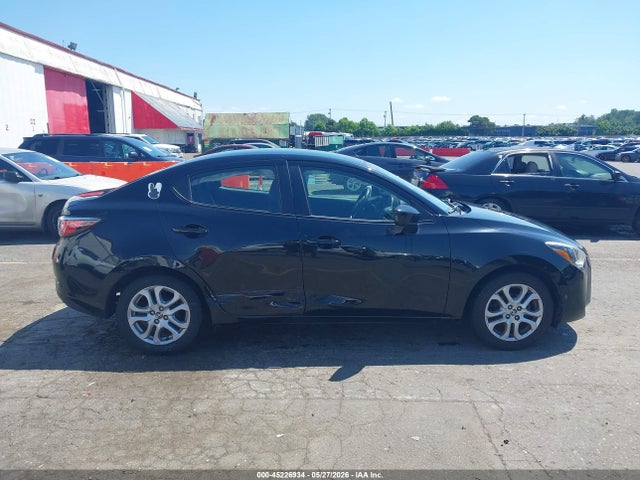 Scion IA 2016 3MYDLBZV3GY134618 Image 13