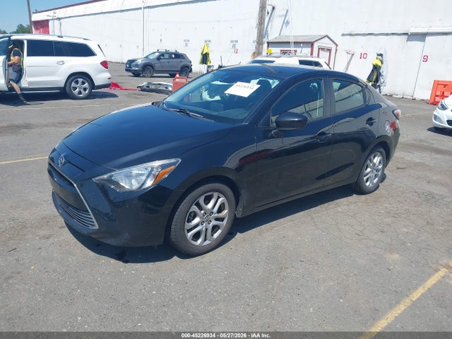 Scion IA 2016 3MYDLBZV3GY134618 Image 2