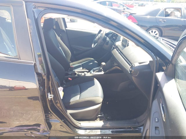 Scion IA 2016 3MYDLBZV3GY134618 Image 5