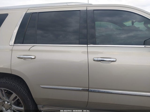 2015 Cadillac Escalade Luxury მანქანა იყიდება აუქციონზე, vin: 1GYS4BKJ6FR303197, აუქციონის ნომერი: 45227012