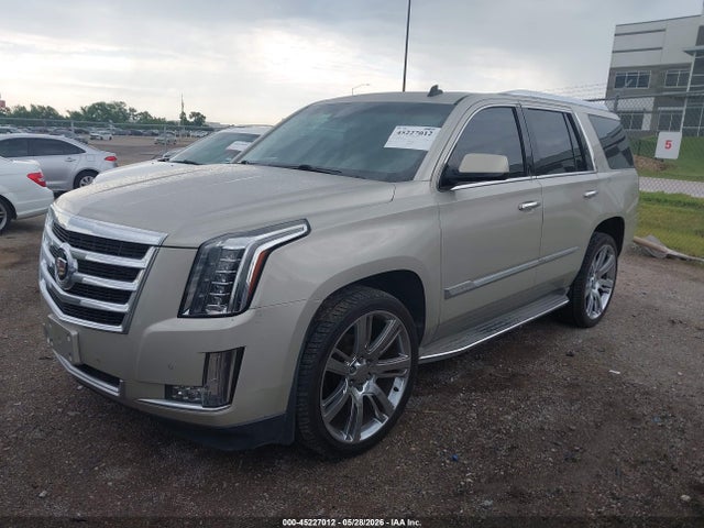 2015 Cadillac Escalade Luxury მანქანა იყიდება აუქციონზე, vin: 1GYS4BKJ6FR303197, აუქციონის ნომერი: 45227012