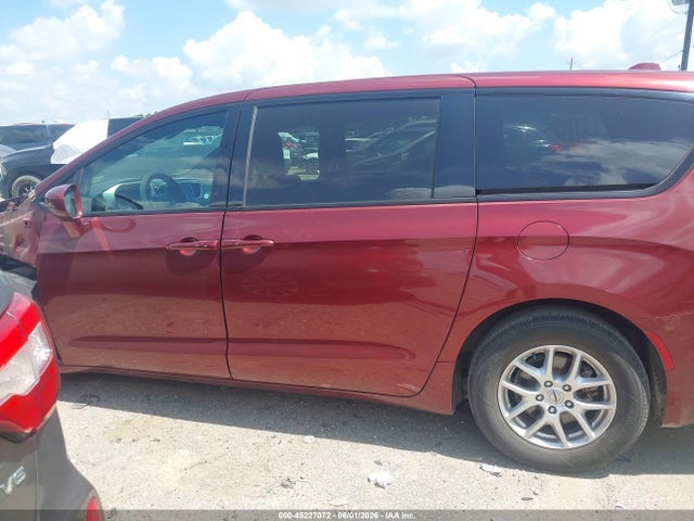 45227072 :رقم المزاد ، 2C4RC1FG8JR334051 vin ، 2018 Chrysler Pacifica Touring Plus مزاد بيع
