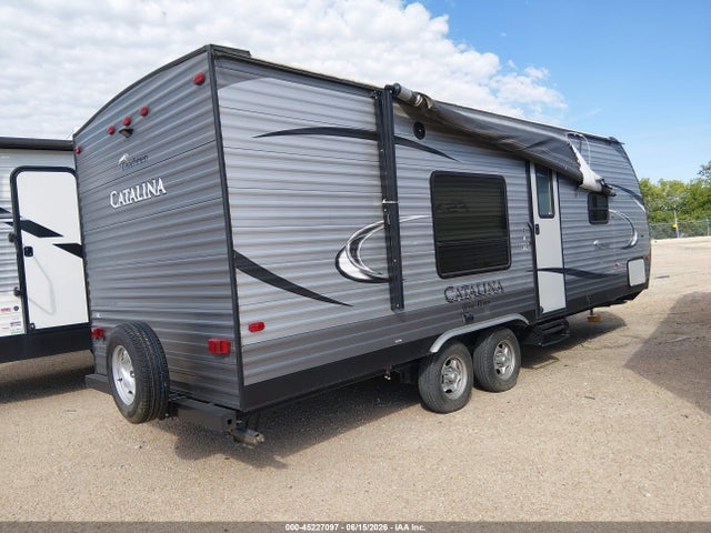 Coachmen Catalina 2018 5ZT2CAMB3JU028613 Image 2