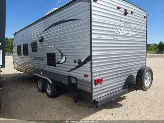 Coachmen Catalina 2018 5ZT2CAMB3JU028613 Image 3