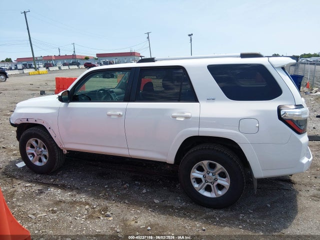 2020 Toyota 4runner Sr5 მანქანა იყიდება აუქციონზე, vin: JTEZU5JR3L5225456, აუქციონის ნომერი: 45227189