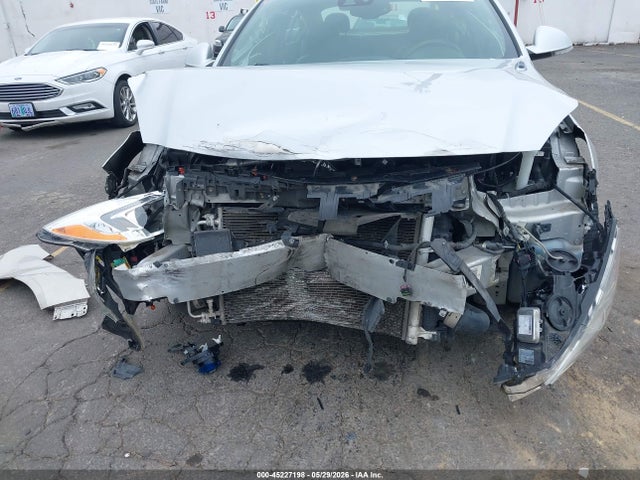 Buick Regal Turbo Gs 2016 2G4GU5GX2G9108330 Image 6