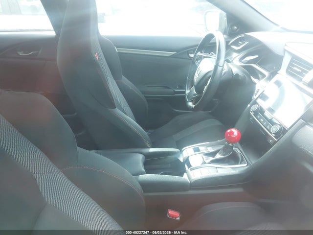 Продажа на аукционе авто 2017 Honda Civic Si, vin: 2HGFC1E50HH704476, номер лота: 45227247