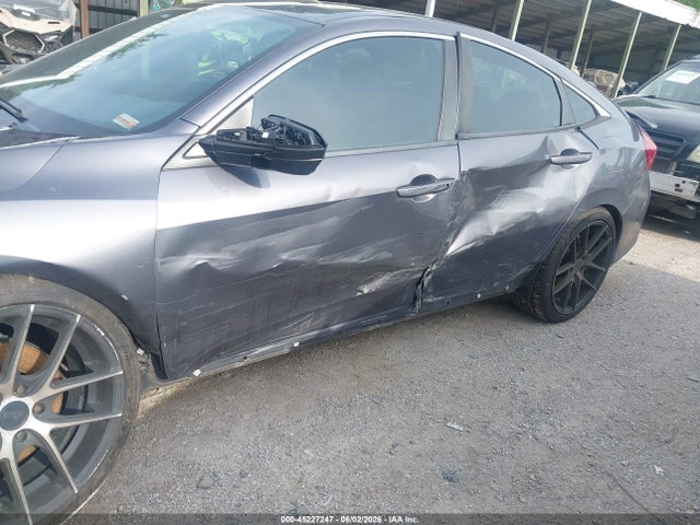 Продажа на аукционе авто 2017 Honda Civic Si, vin: 2HGFC1E50HH704476, номер лота: 45227247