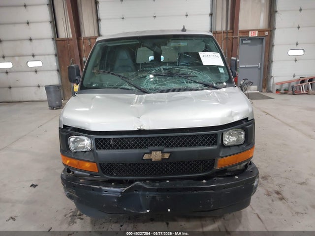 Продажа на аукционе авто 2017 Chevrolet Express 3500 Ls, vin: 1GAZGNFF2H1303694, номер лота: 45227254