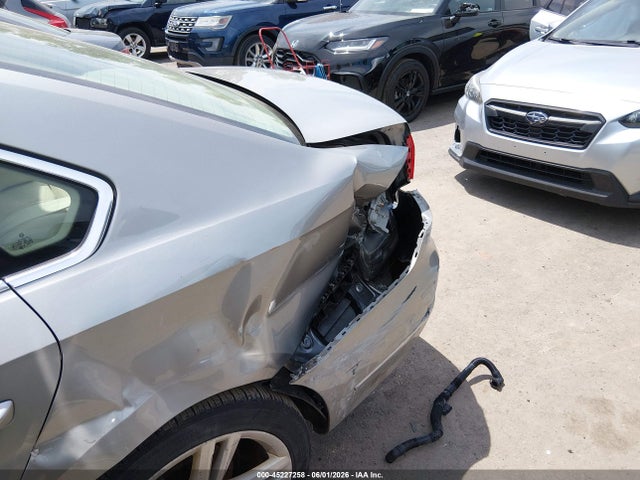 2014 Volkswagen Passat 1.8t Sel Premium მანქანა იყიდება აუქციონზე, vin: 1VWCT7A35EC024447, აუქციონის ნომერი: 45227258