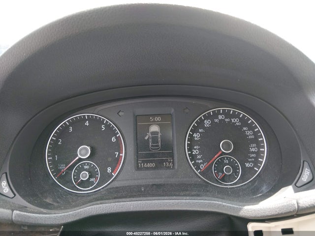 2014 Volkswagen Passat 1.8t Sel Premium მანქანა იყიდება აუქციონზე, vin: 1VWCT7A35EC024447, აუქციონის ნომერი: 45227258