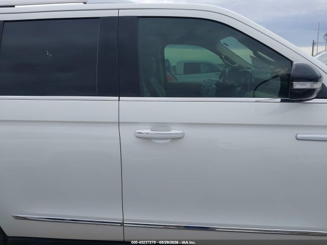 2020 Lincoln Navigator Reserve მანქანა იყიდება აუქციონზე, vin: 5LMJJ2LT5LEL01284, აუქციონის ნომერი: 45227270