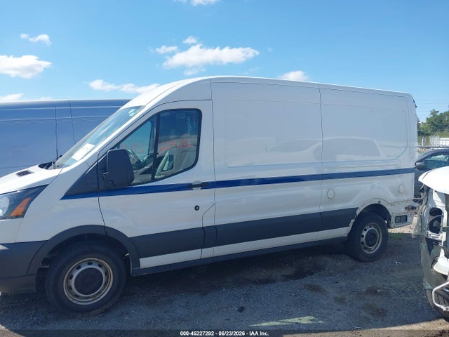 1FTBW2CM9JKB35811 Ford Transit-350