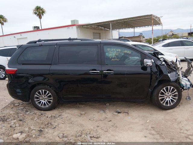 Toyota SIENNA XLE 2020 5TDYZ3DC6LS071428 Image 13