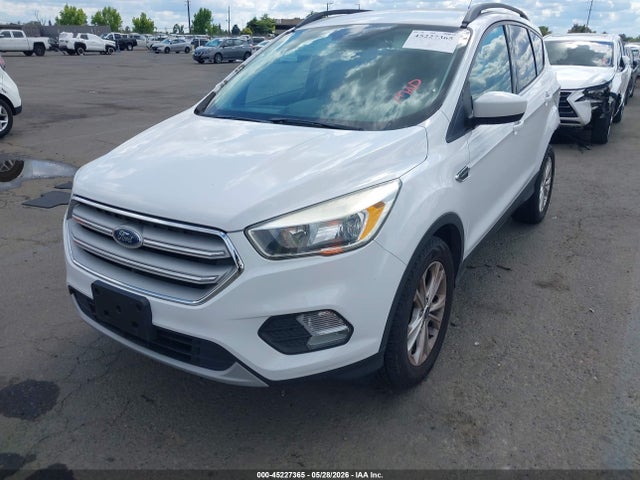 Продажа на аукционе авто 2018 Ford Escape Se, vin: 1FMCU0GDXJUB16841, номер лота: 45227365