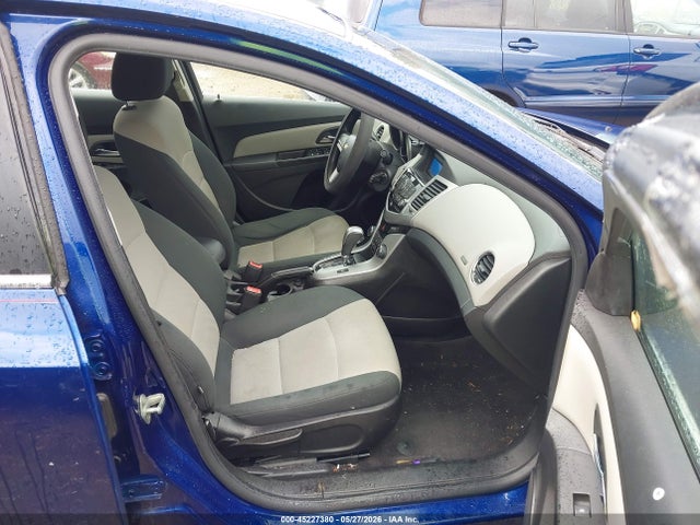 45227380 :رقم المزاد ، 1G1PC5SH8C7191709 vin ، 2012 Chevrolet Cruze Ls مزاد بيع